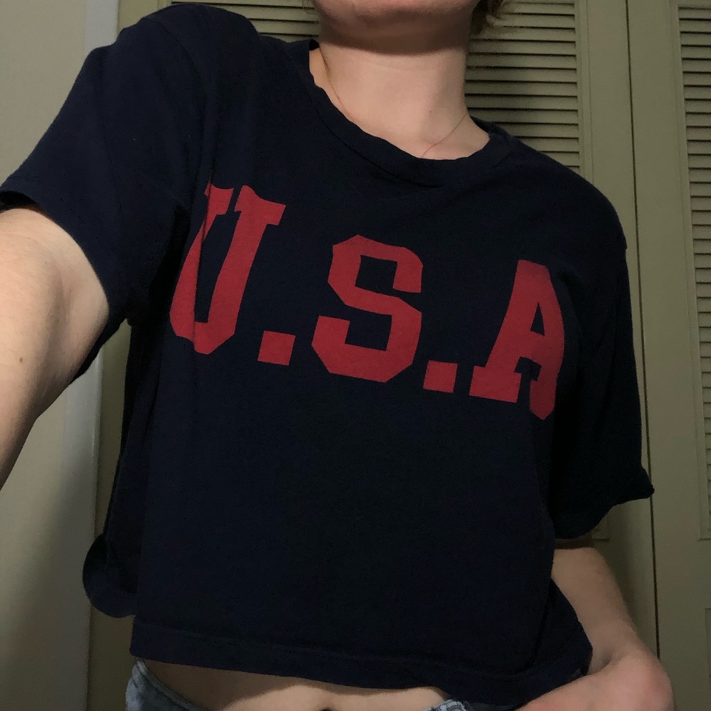 Brandy Melville USA Crop top